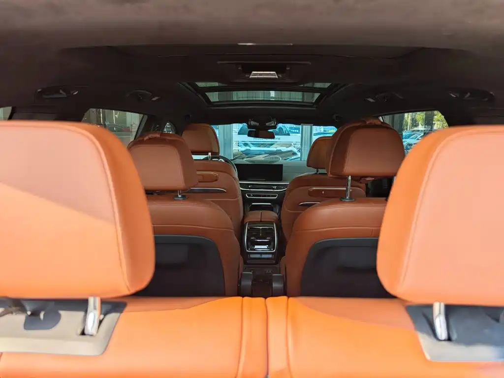 BMW X7 — миниатюра 20
