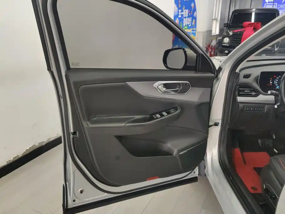BAIC X7 — миниатюра 7