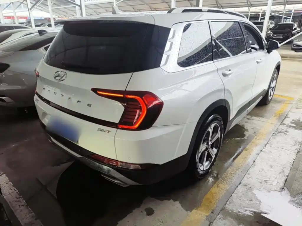 Hyundai Santa Fe — миниатюра 7
