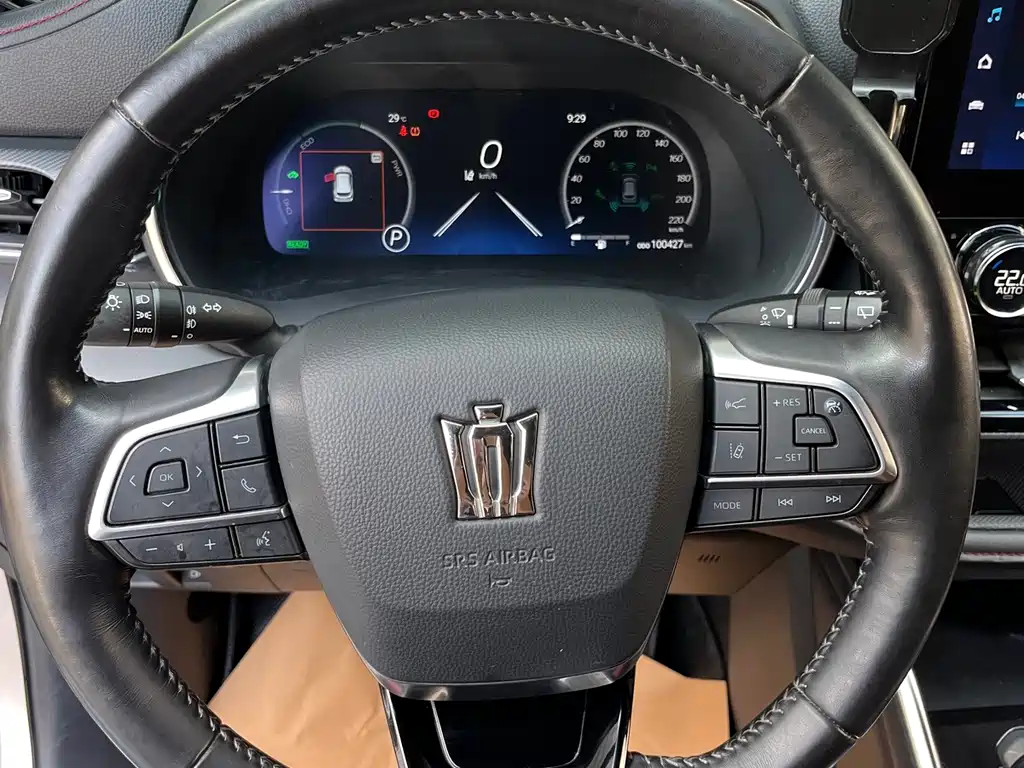 Toyota Crown Kluger — миниатюра 20