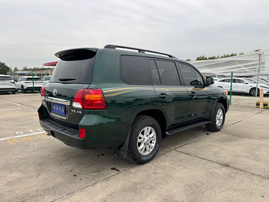 Toyota Land Cruiser 2012 4.0L AT VX