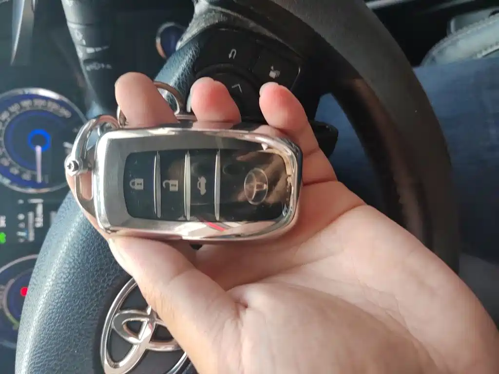 Toyota Corolla — миниатюра 12