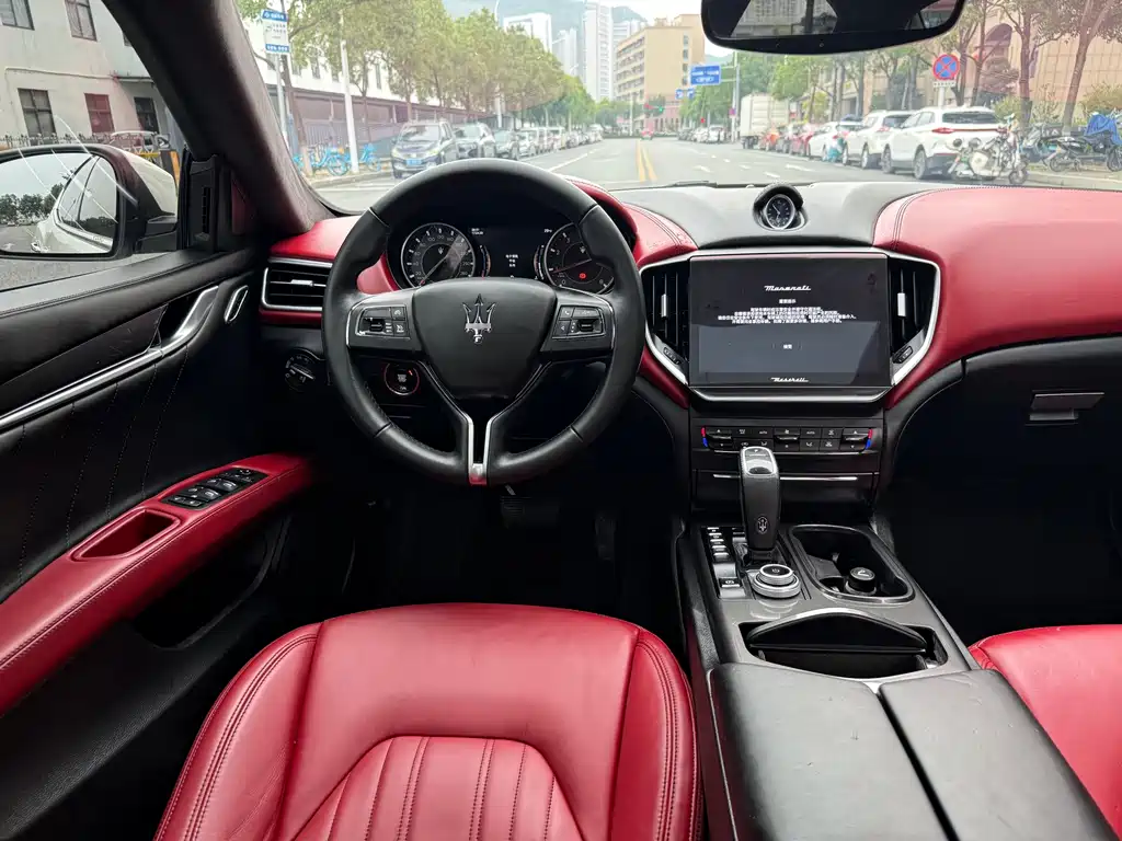 Maserati Ghibli — миниатюра 14