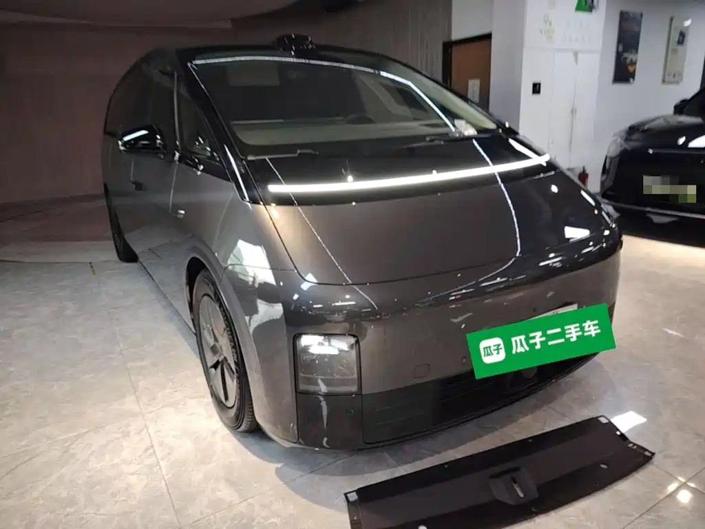 Li Auto Li MEGA — миниатюра 4
