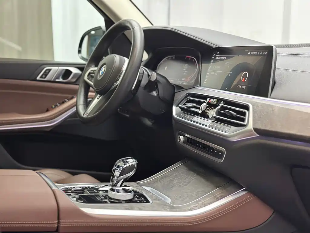 BMW X5 (Import) — миниатюра 28