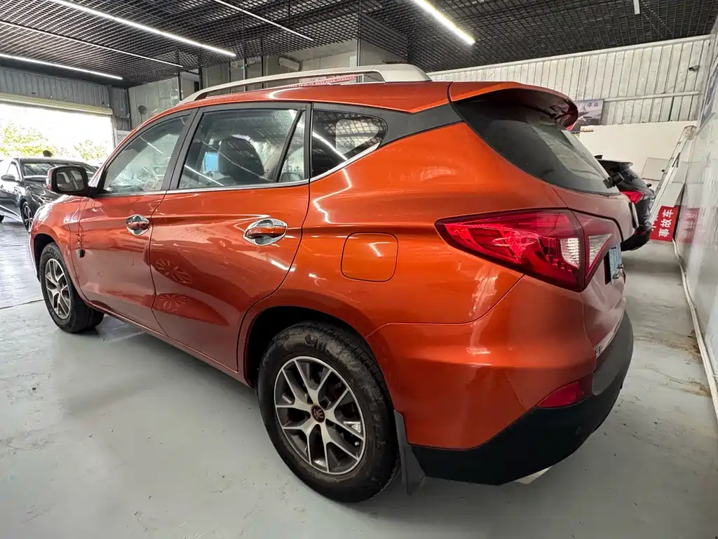 BYD Song — миниатюра 2
