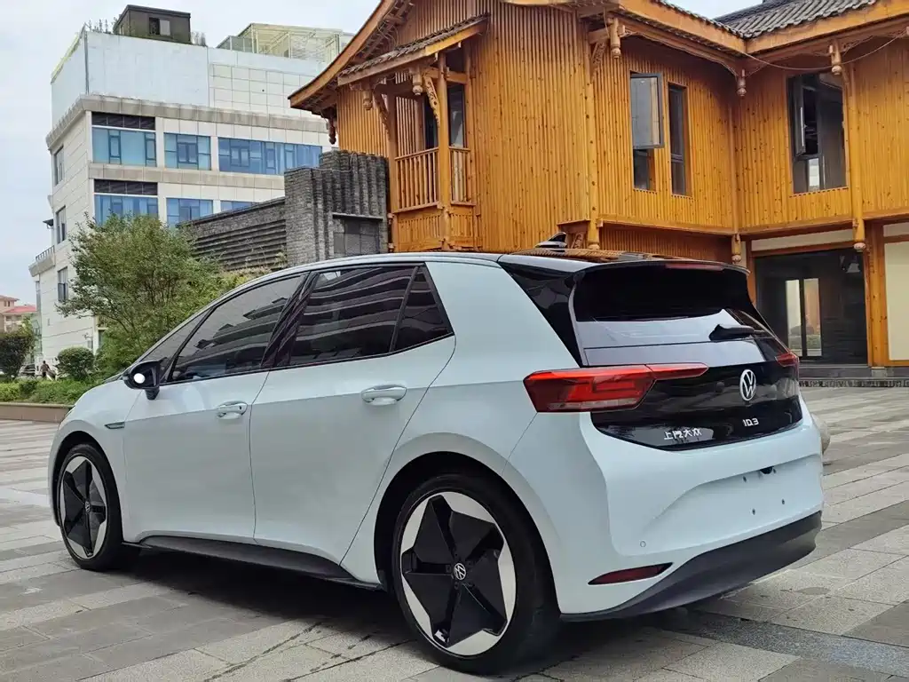 Volkswagen ID.3 — миниатюра 6
