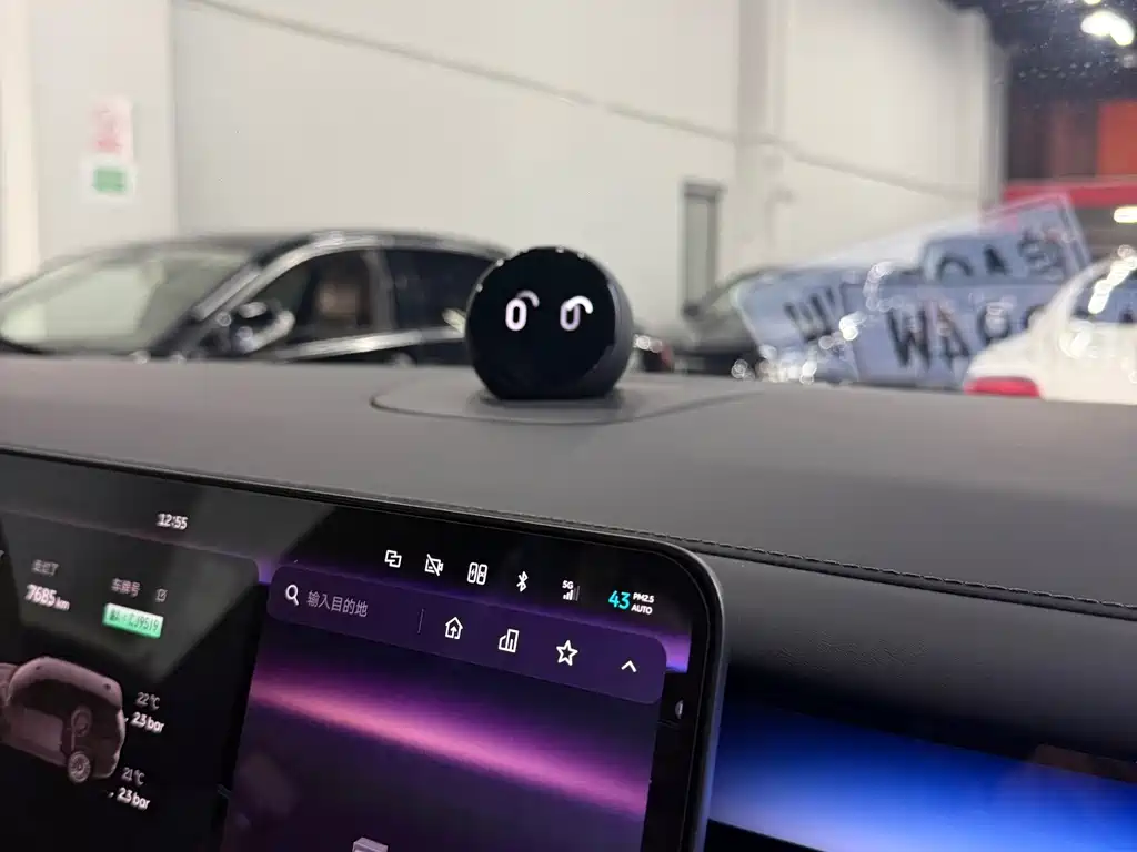 NIO ES8 — миниатюра 10