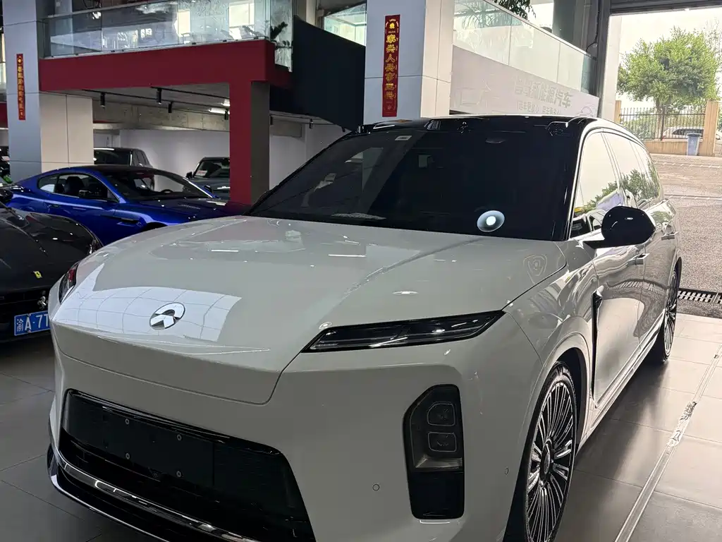 NIO ES8 — миниатюра 3