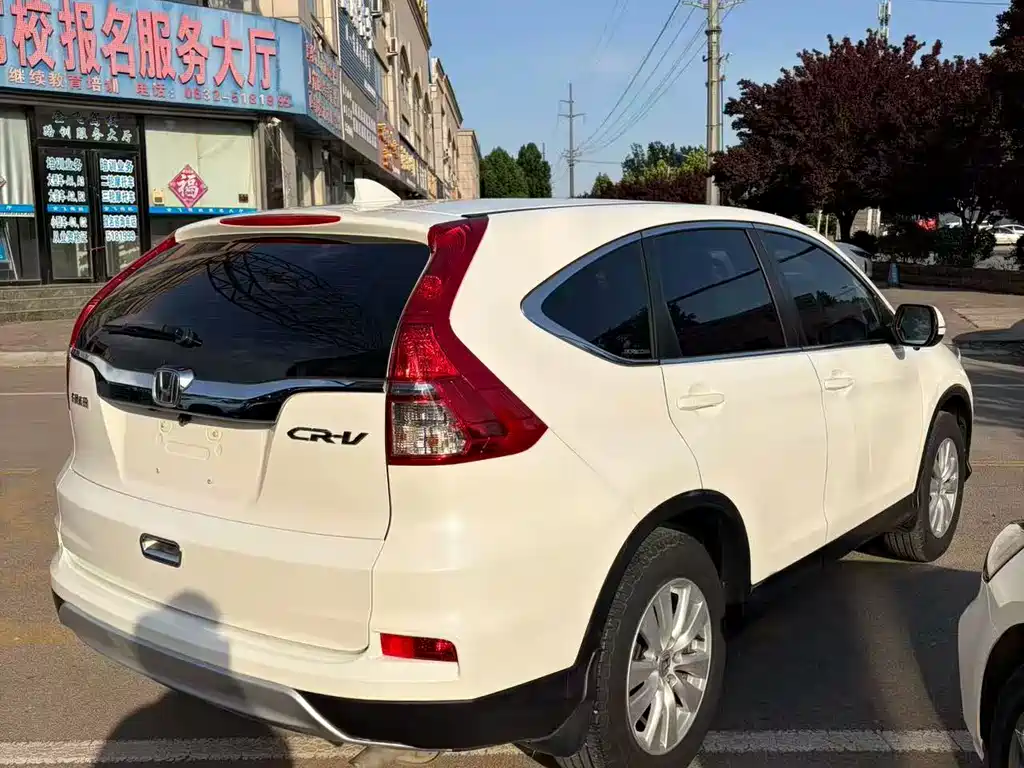 Honda CR-V — миниатюра 6