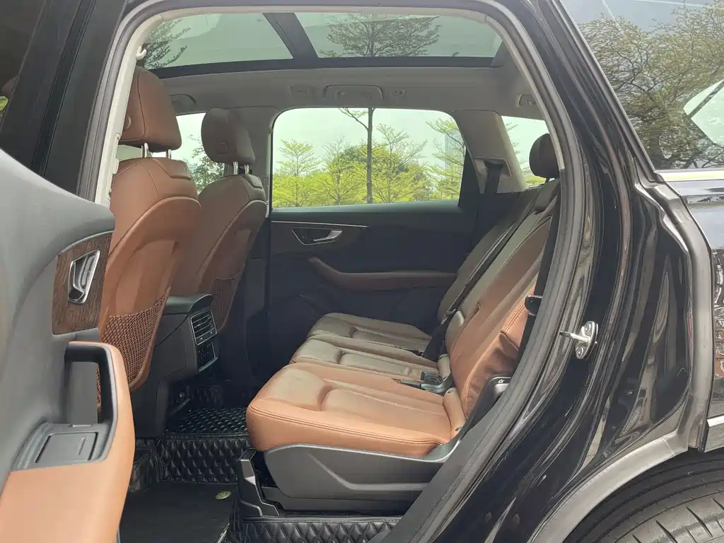 Audi Q7 2021 55 TFSI quattro S line Sport