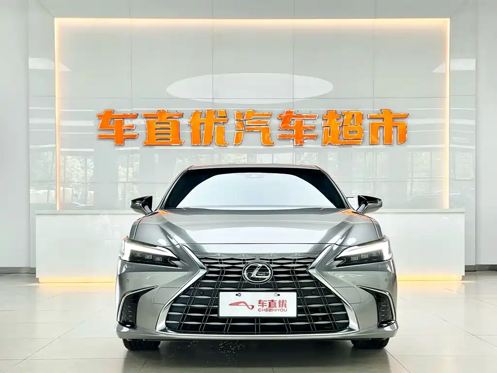Lexus ES — миниатюра 3