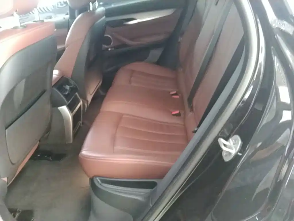 BMW X6 — миниатюра 17