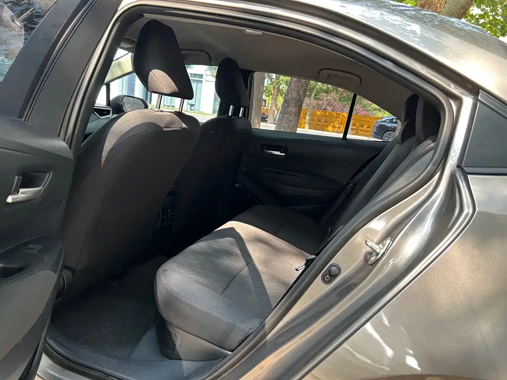 Toyota Corolla — миниатюра 13