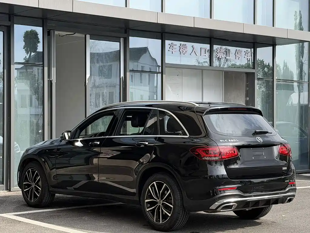Mercedes-Benz GLC — миниатюра 14