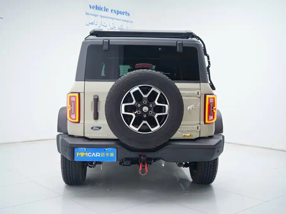 Ford Bronco — миниатюра 12