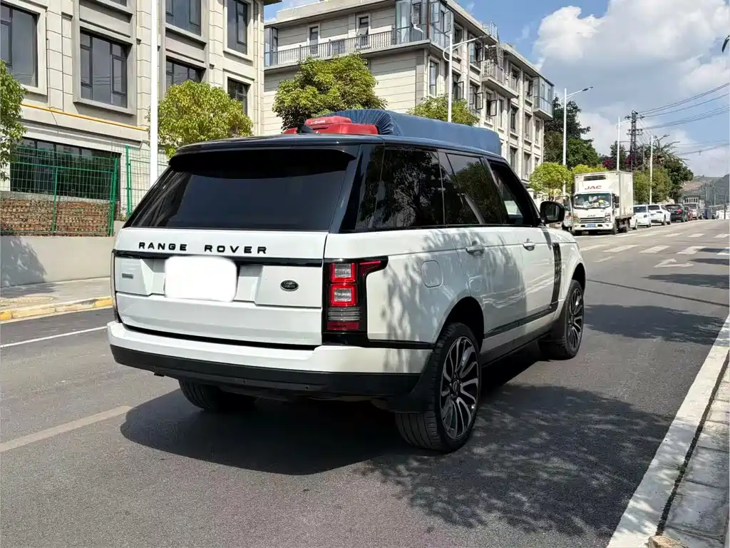 Land Rover Range Rover — миниатюра 7