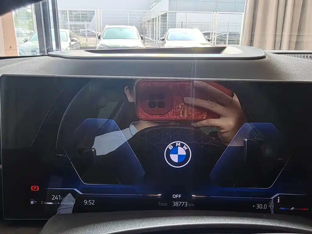 BMW X5 — миниатюра 11