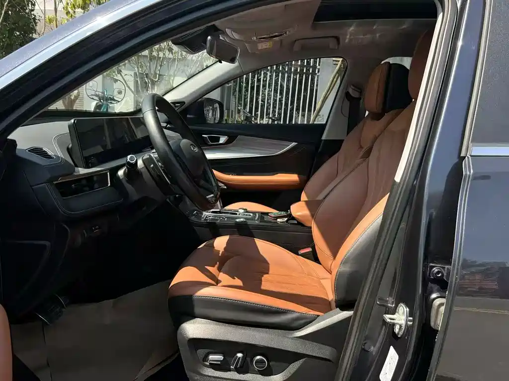 Chery Tiggo 8 PLUS — миниатюра 4