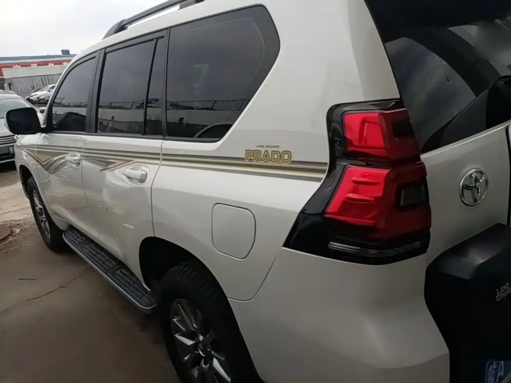 Toyota Prado — миниатюра 5