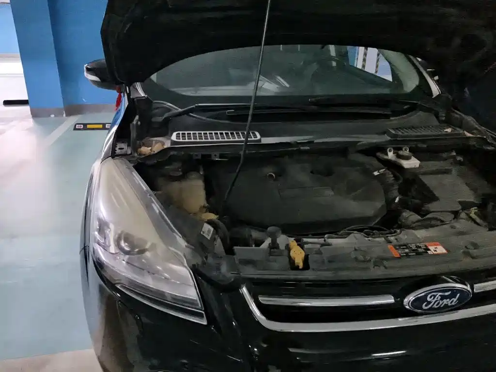 Ford Kuga — миниатюра 21