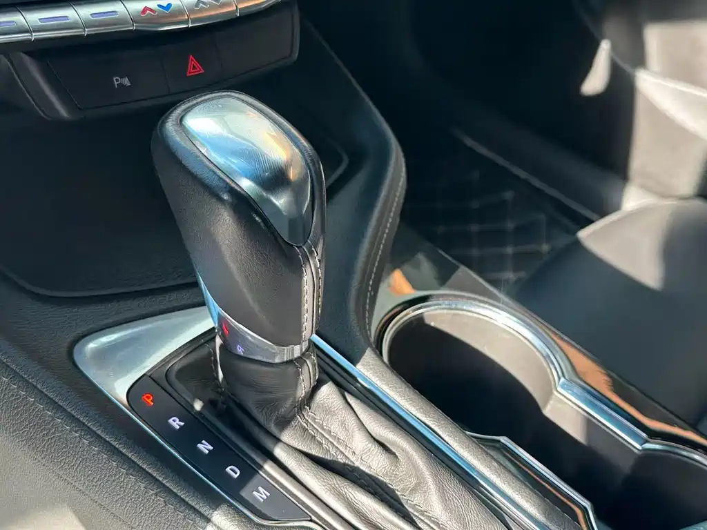 Cadillac CT4 — миниатюра 17