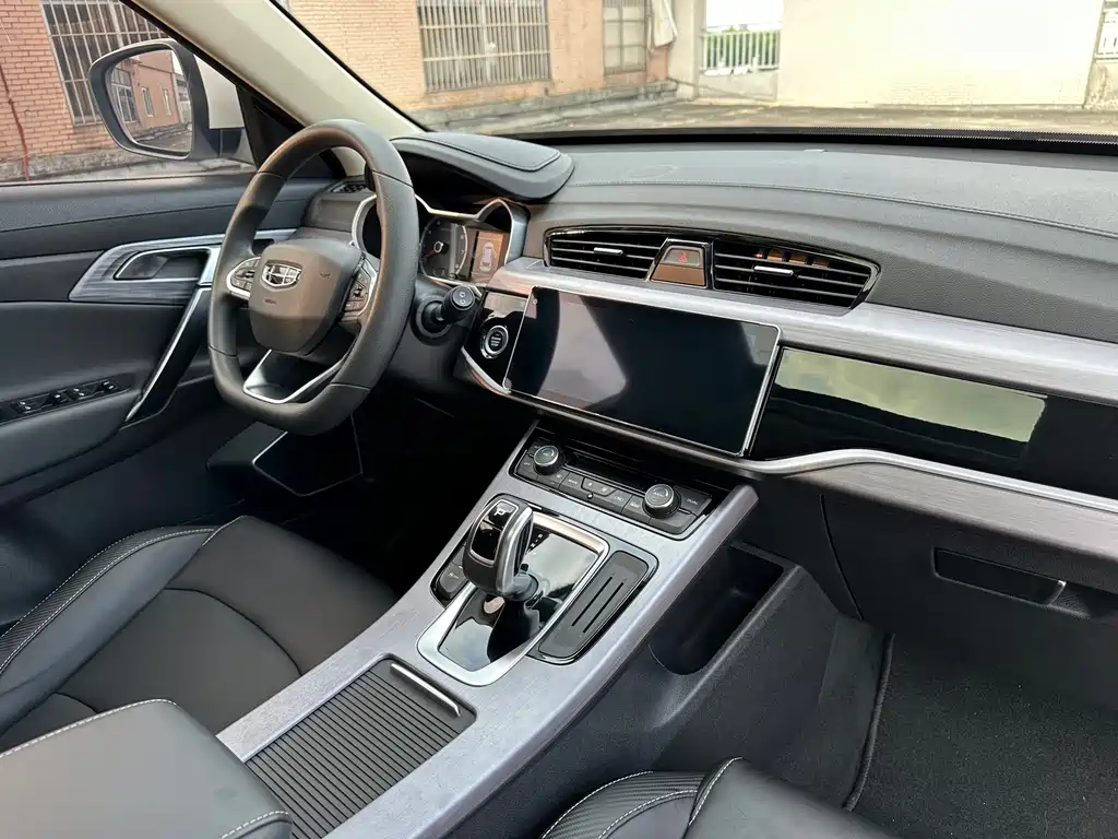 Geely Boyue Million Model 1.8TD DCT 2WD Comfort Type, фото 11