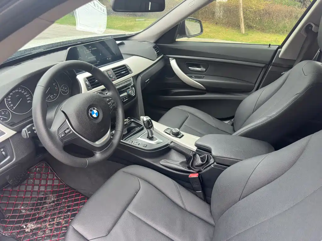 BMW 3 Series GT 3 GT 2016 320i Fashion