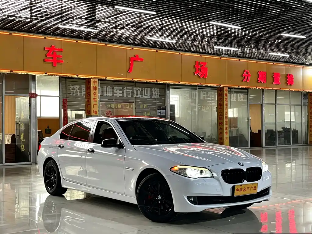 BMW 5 Series — миниатюра 3