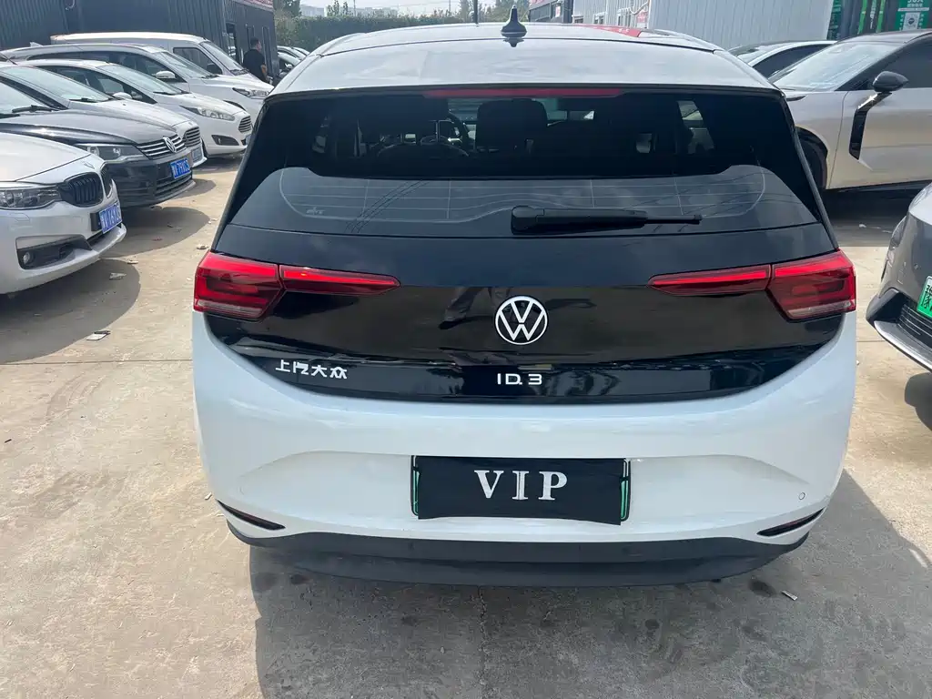 Volkswagen ID.3 — миниатюра 7
