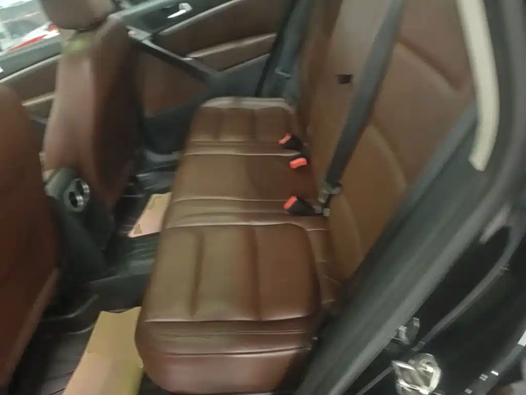 Volkswagen Tiguan — миниатюра 17