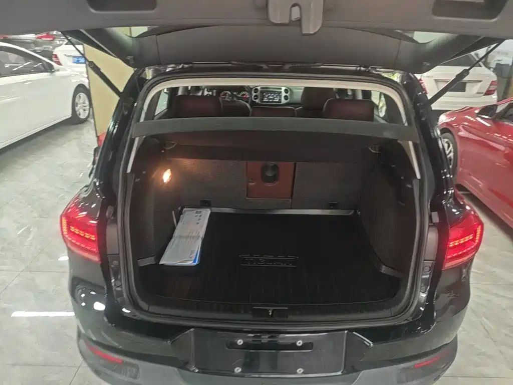 Volkswagen Tiguan — миниатюра 19
