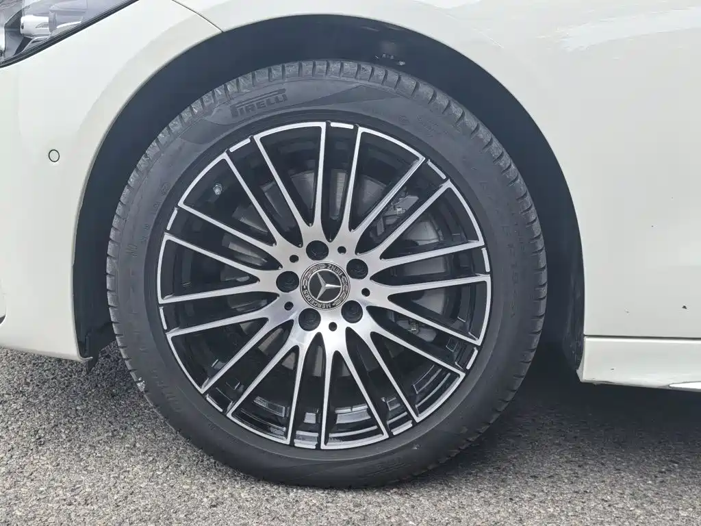 Mercedes-Benz C-Class — миниатюра 14