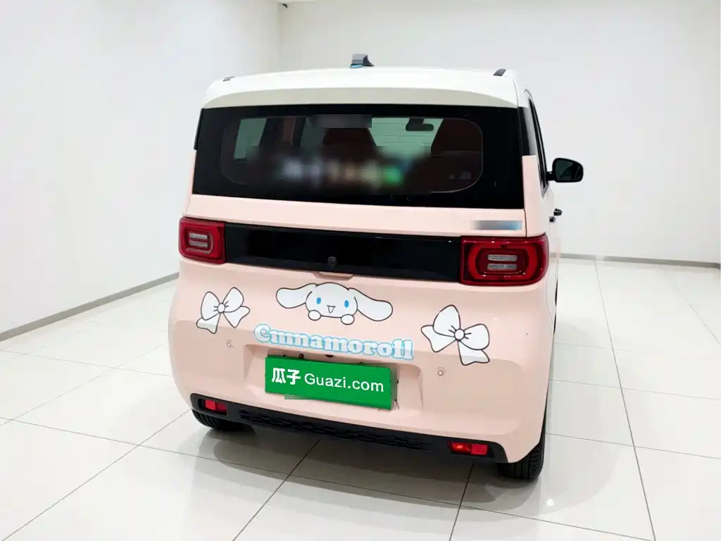 Wuling MINIEV — миниатюра 5