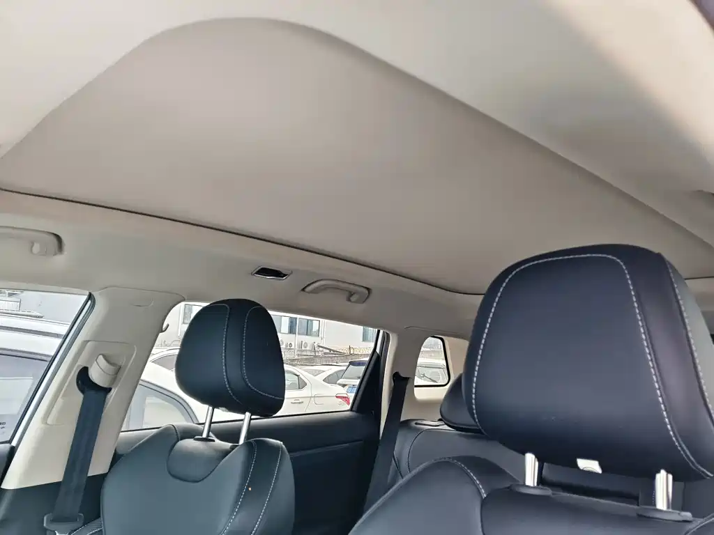 Geely Boyue — миниатюра 8