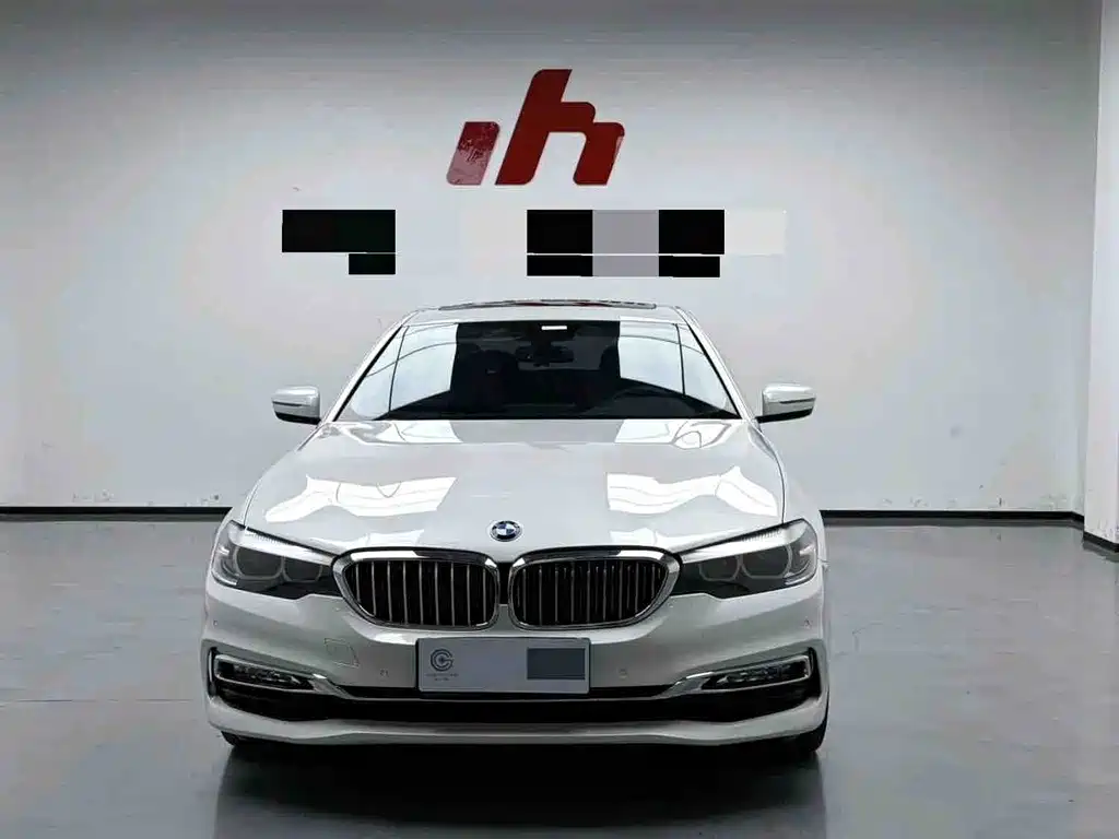 BMW 5 Series — миниатюра 2