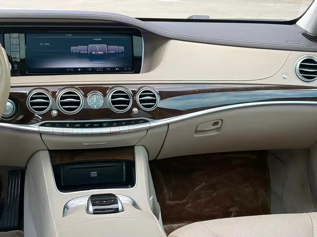 Mercedes-Benz S-Class — миниатюра 8