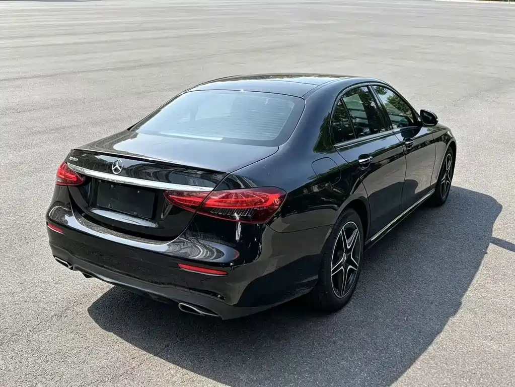Mercedes-Benz E-Class (Import) — миниатюра 6