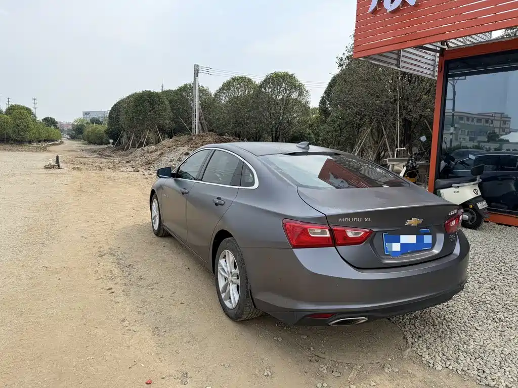 Chevrolet Malibu XL — миниатюра 8