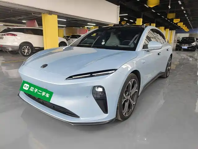 NIO ET5T
