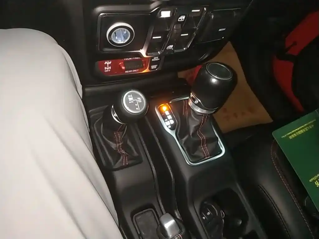Jeep Wrangler — миниатюра 14