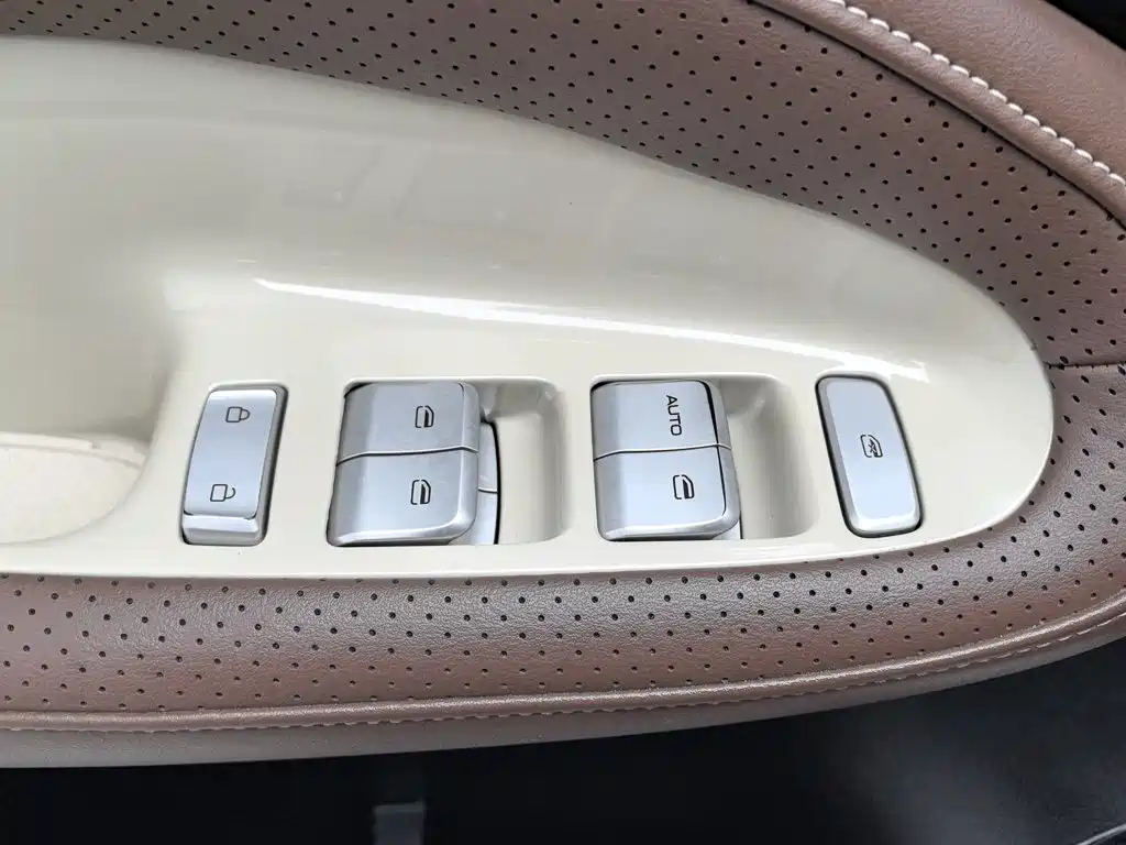 Wuling Bingo — миниатюра 9