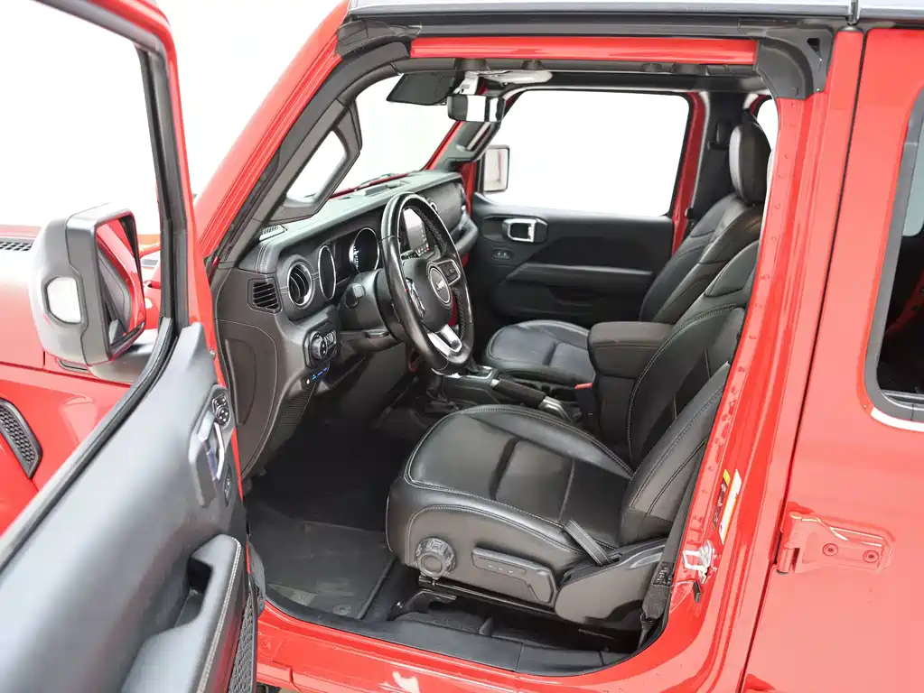 Jeep Wrangler PHEV — миниатюра 11