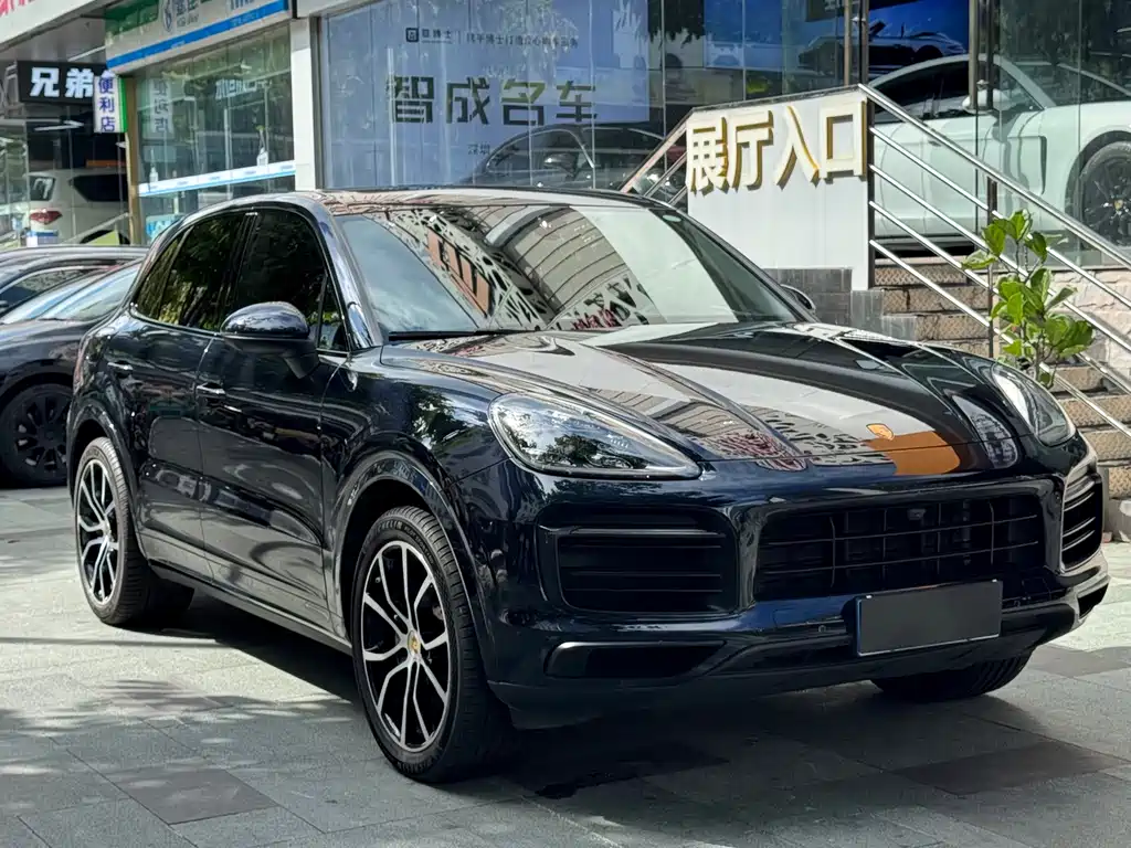 Porsche Cayenne — миниатюра 3