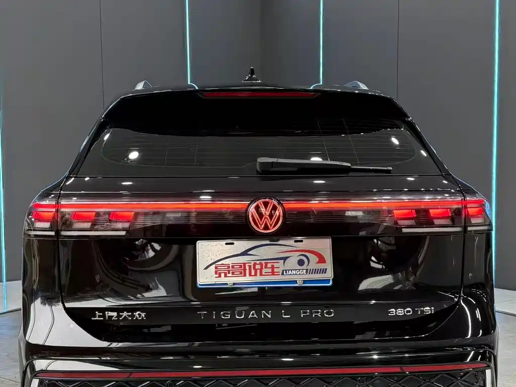 Volkswagen Tiguan L — миниатюра 7