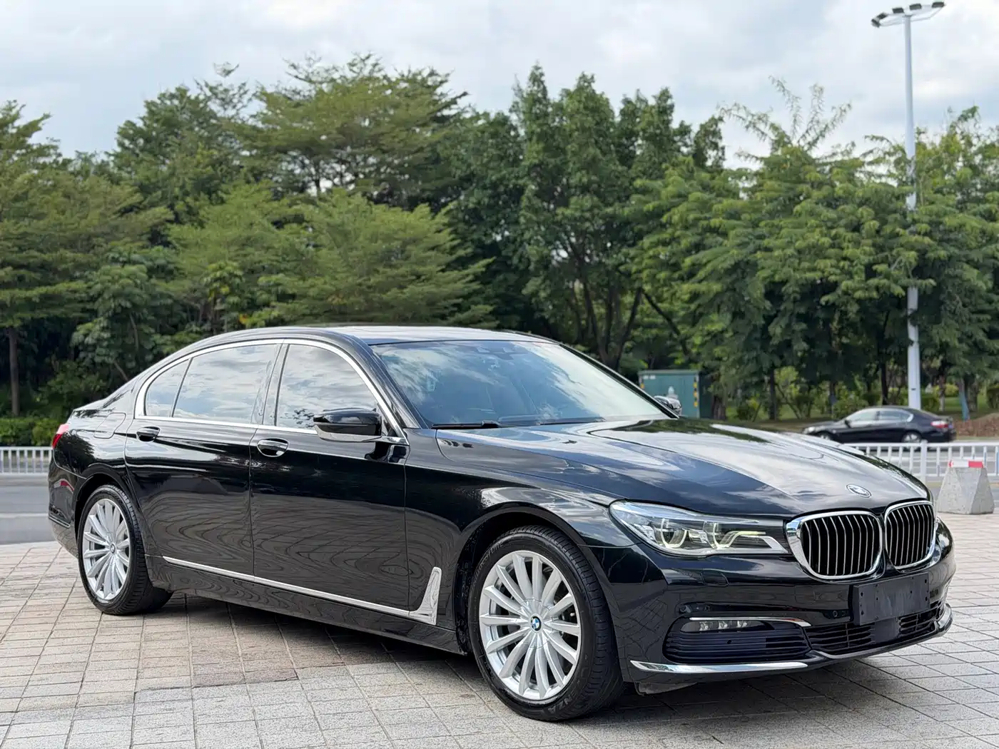BMW 7 Series