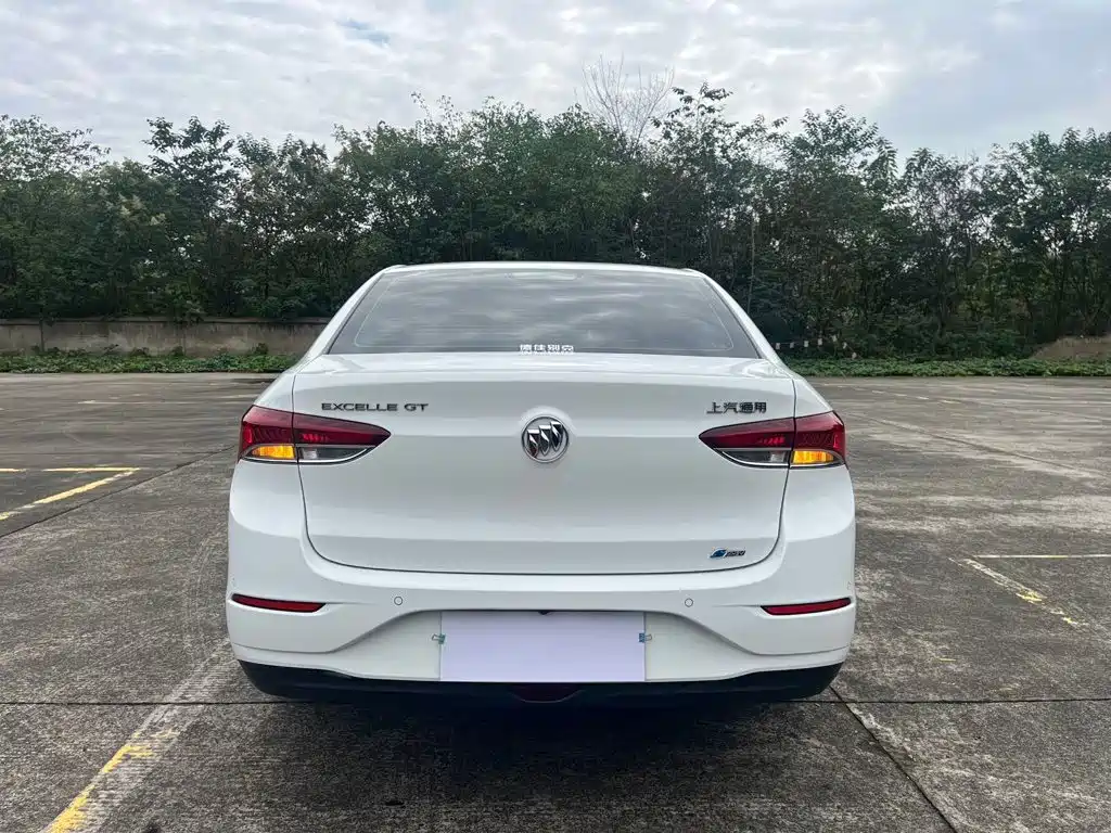 Buick Excelle — миниатюра 5