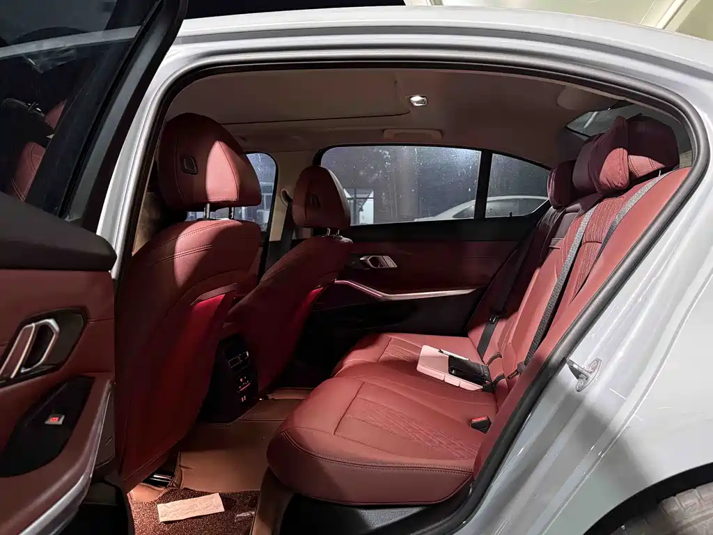 BMW 3 Series 3 2025 330Li M Sport