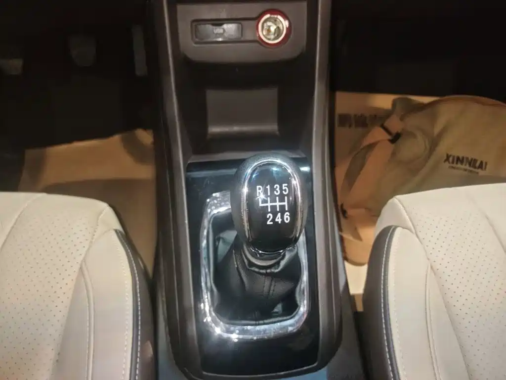 Baojun 310W — миниатюра 14