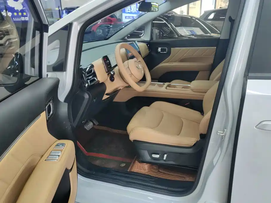 Wuling Звездный свет 730 Новая энергия — миниатюра 9